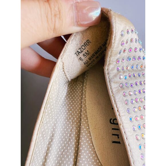Madden Girl Rhinestone Ballet Flats Slip On Beige Diamond 8.5 M Balletcore Glam - Picture 8 of 8
